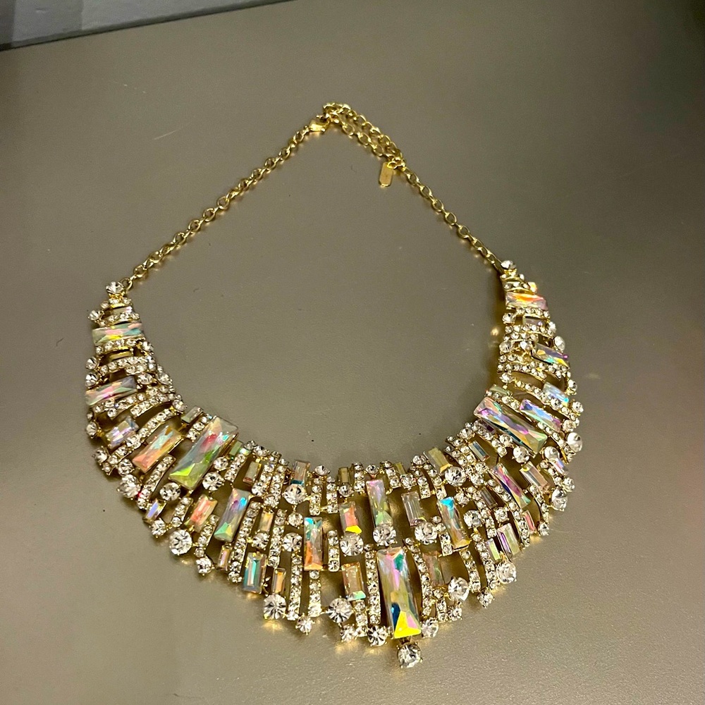 Crystal statement necklace
